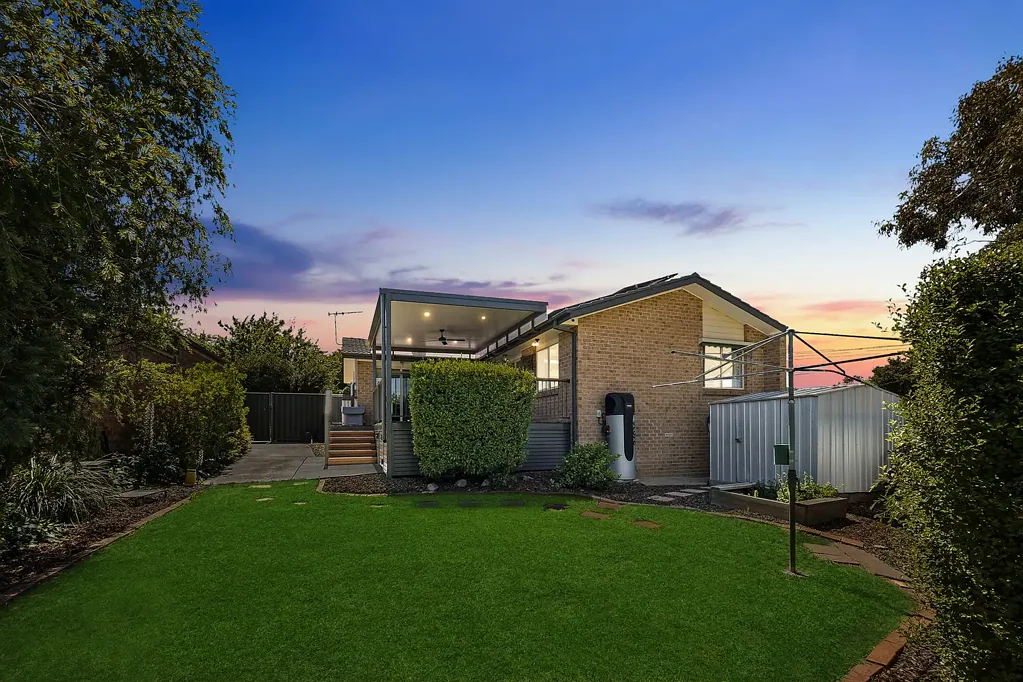 18 Hughes Crescent, Ngunnawal, ACT 2913