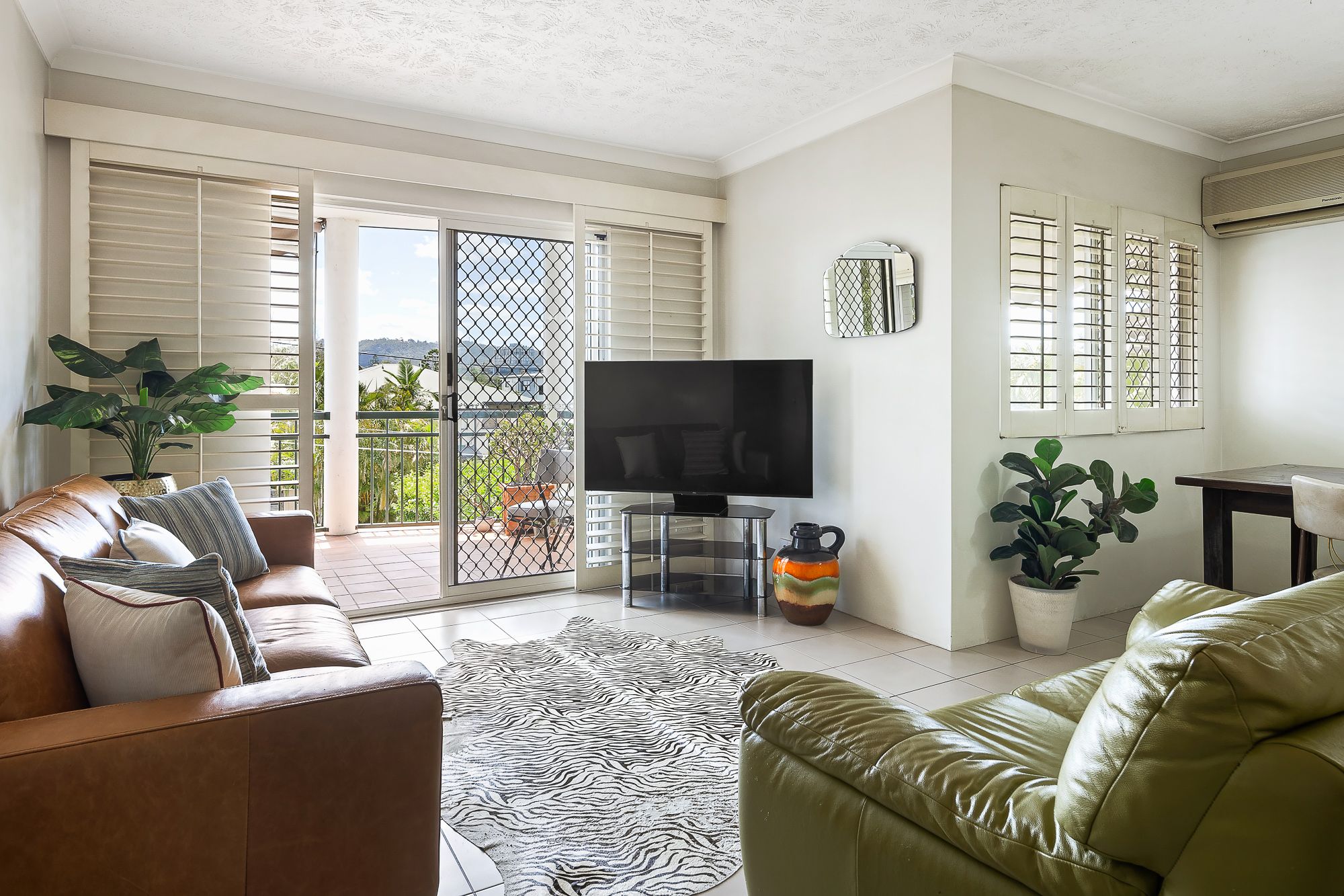 UNIT 10 120 INDOOROOPILLY RD, TARINGA QLD 4068, 0房, 0浴, Unit