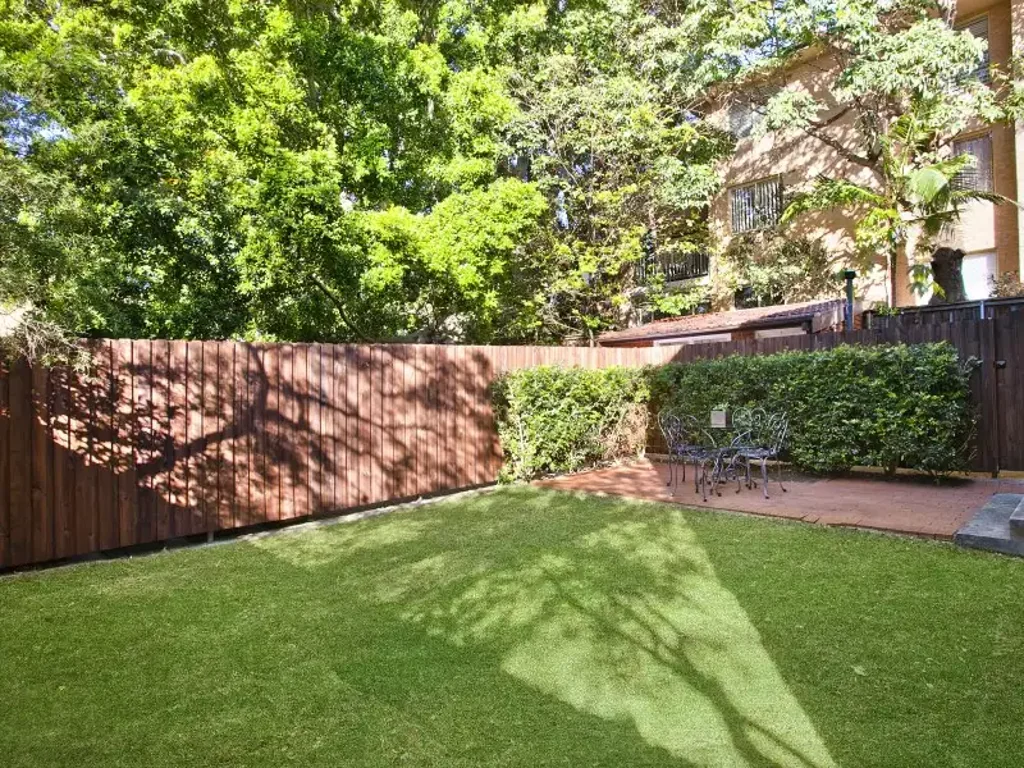 North facing garden haven