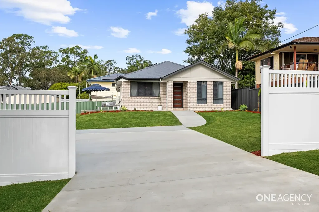 Durack 3બેડરૂમ Brand-New Family Home on a Massive 905m² Block