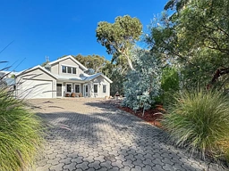 1 Caffery Circuit, Callala Beach