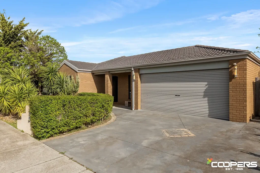 28 Lord Nolan Street, Kurunjang, VIC 3337