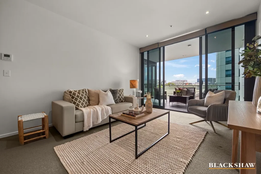 City 2 Bedroom Luxurious Two-Bedroom Apartment in the Heart of Canberra