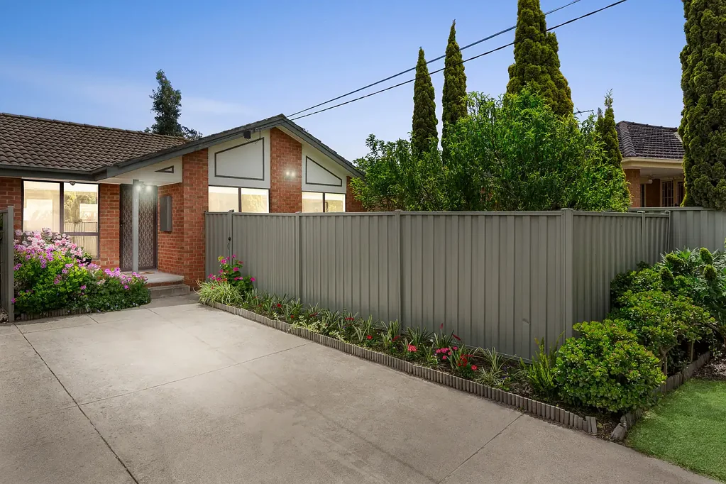 Clarinda 2部屋 Tranquil Single-Level Living with Modern Comfort