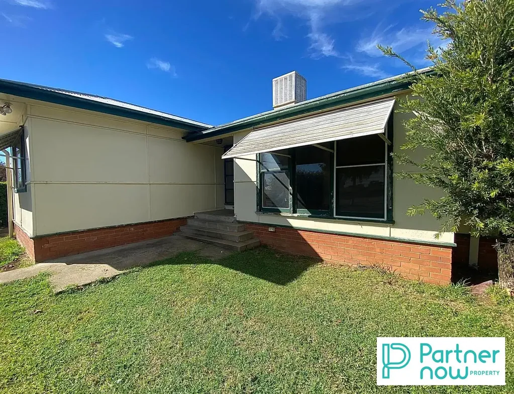 Fully Furnished Home in West Tamworth