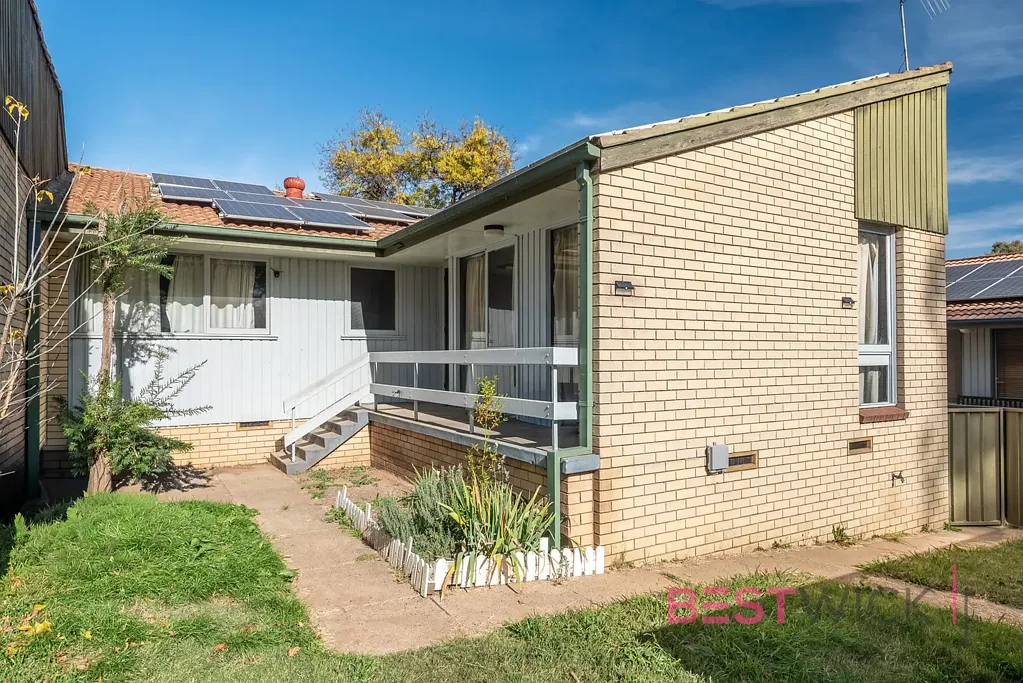 3 Bedroom Property Available END of MAY