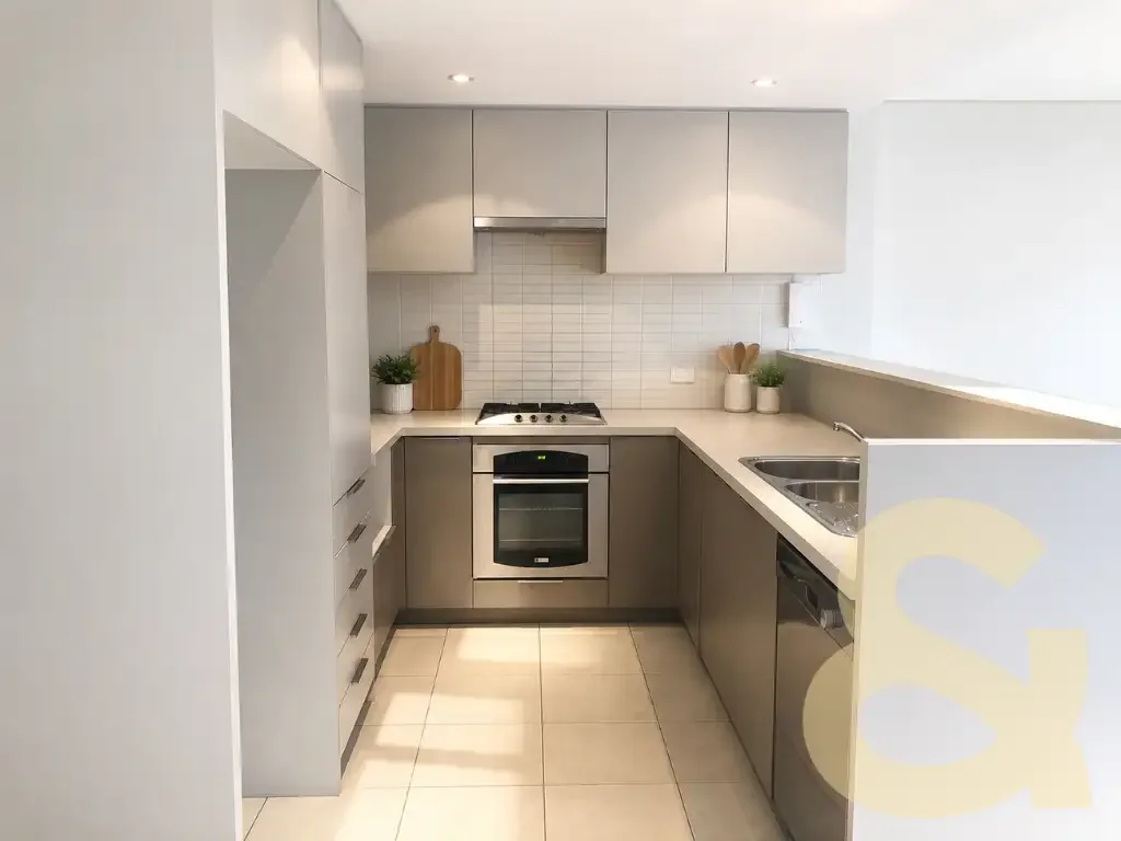 MODERN THREE BEDROOM UNIT