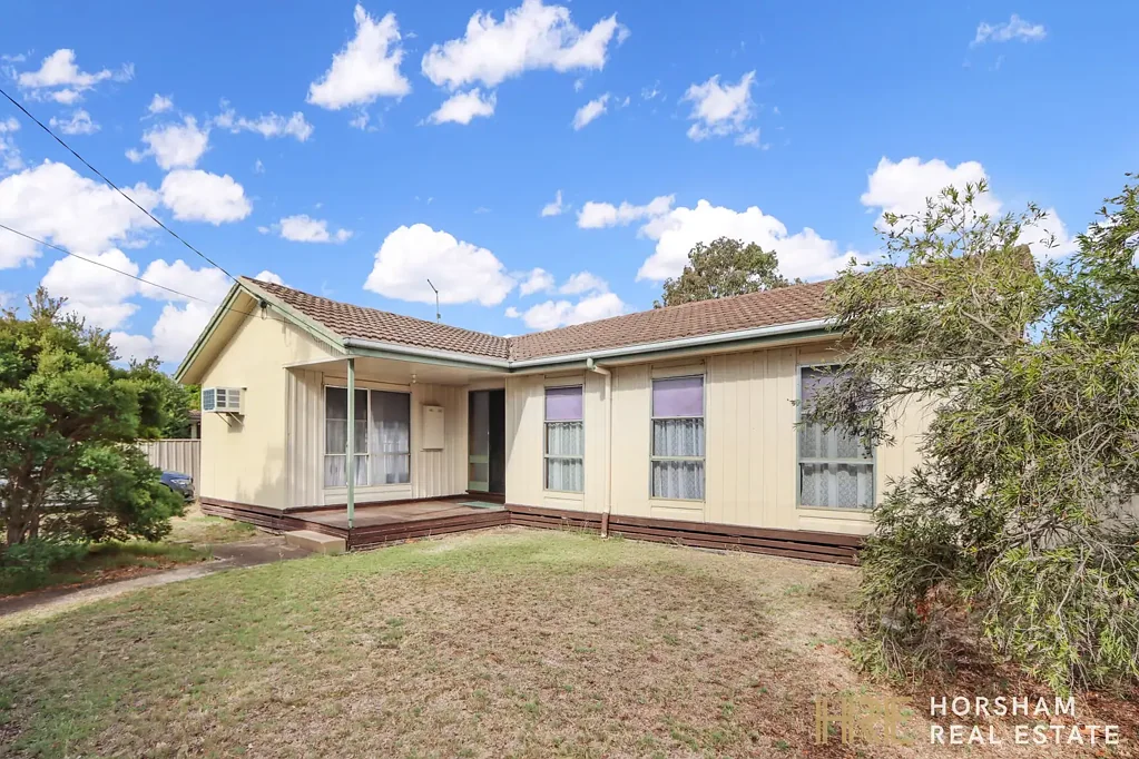 12 Shirley Street, Horsham, VIC 3400