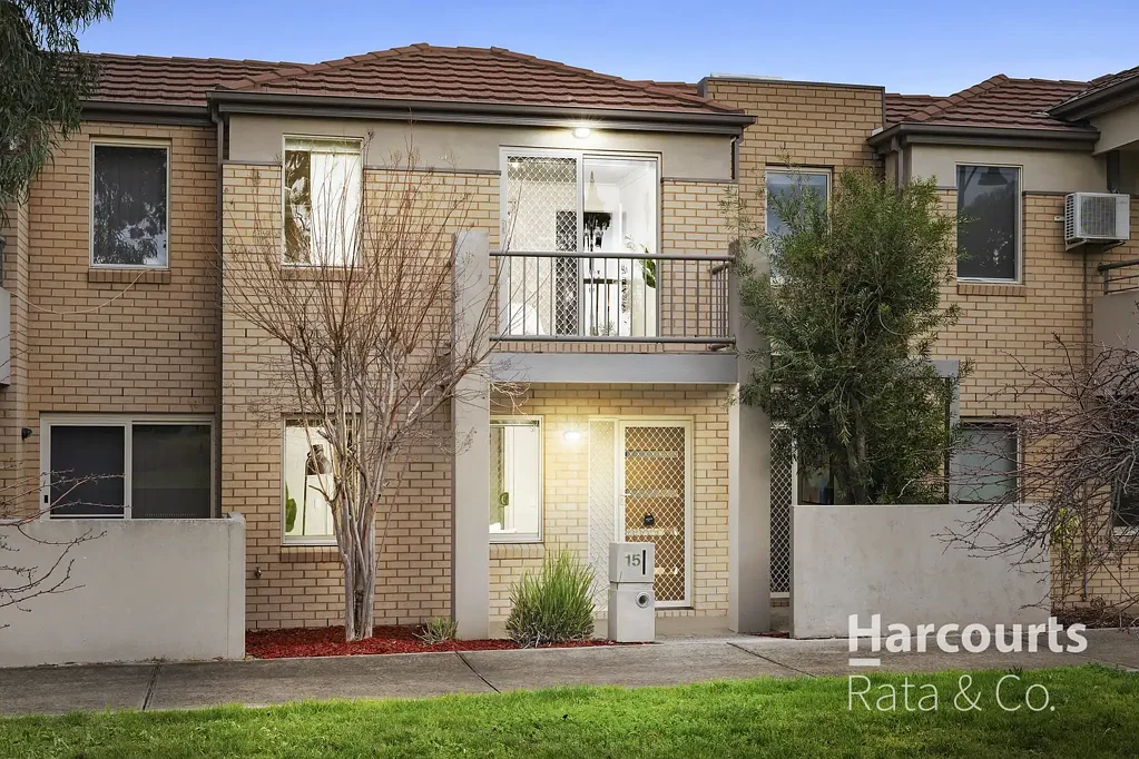 Epping 3غرفة نوم Stylish, Spacious & Perfectly Positioned - No Body Corp Fees