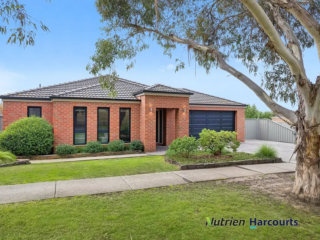 Yea 4Zimmer Established Family Living with Stunning Views & Exceptional Outdoor Entertaining