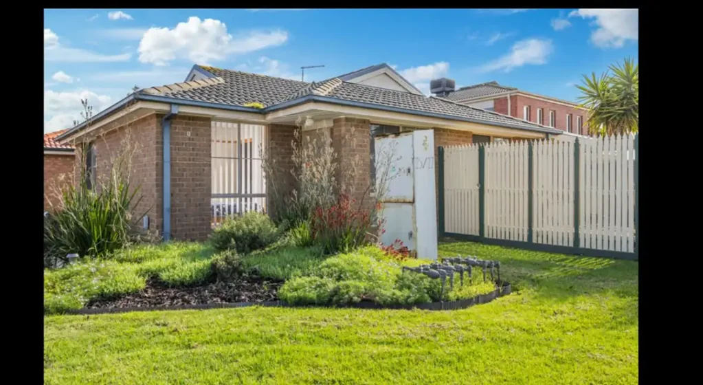 1/25-27 South Dudley Road, South Dudley, VIC 3995