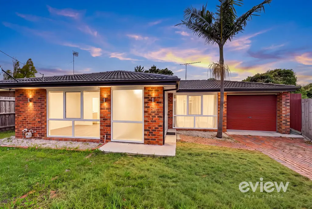 Werribee 3Zimmer Beautifully Renovated Home with Secure Garage