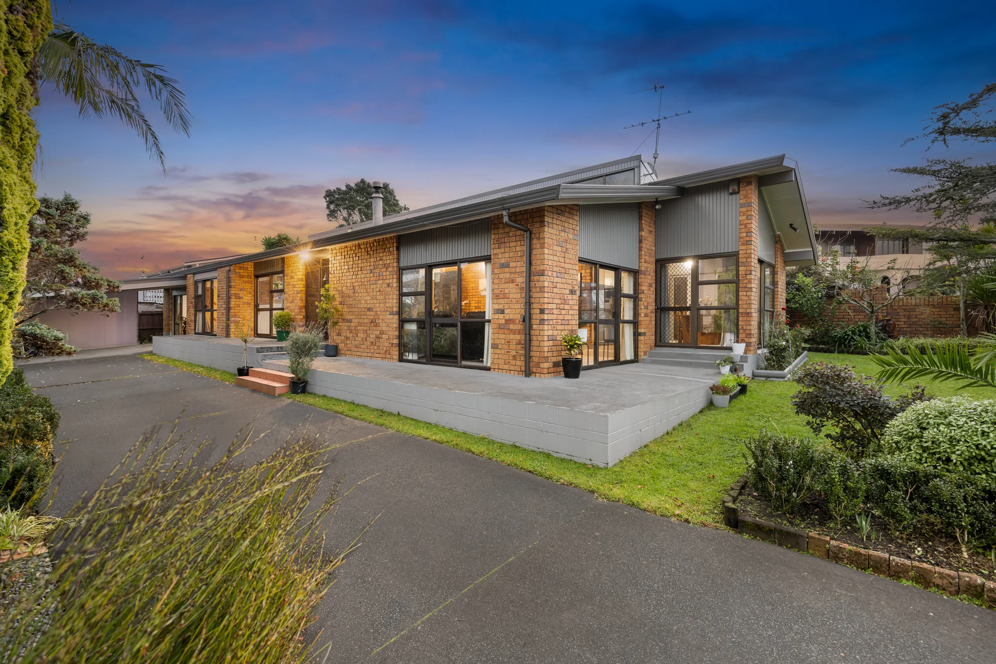 Massey 3房  ONE VERY IMPRESSIVE HOME