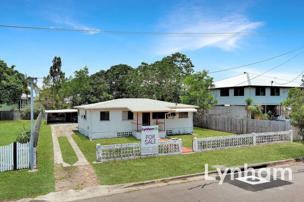 Railway Estate 3Phòng ngủ Original cottage in sought after location  - South Townsville side of Boundary Street