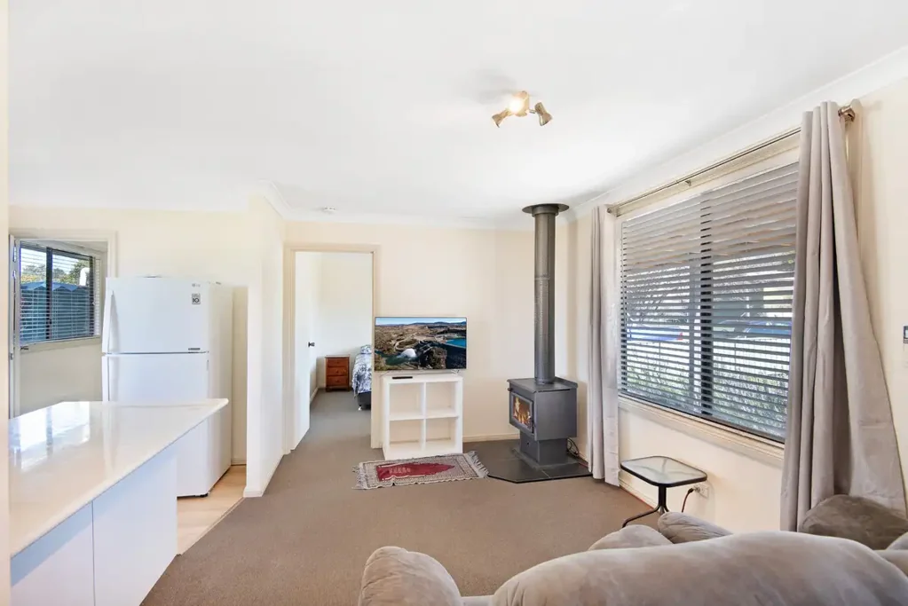 2 bedroom home available on a 12 months lease