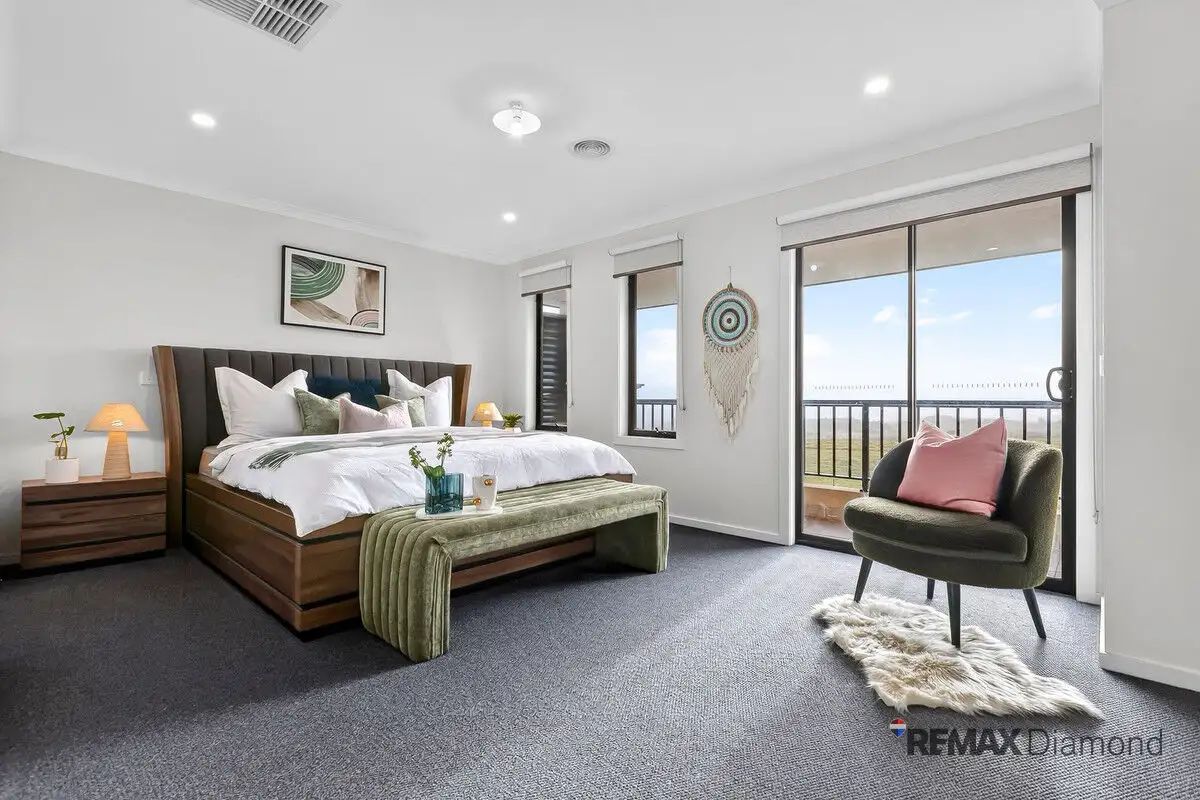 30 Ambasaddor Circuit, Cranbourne South, VIC 3977, 4房, 2浴, House