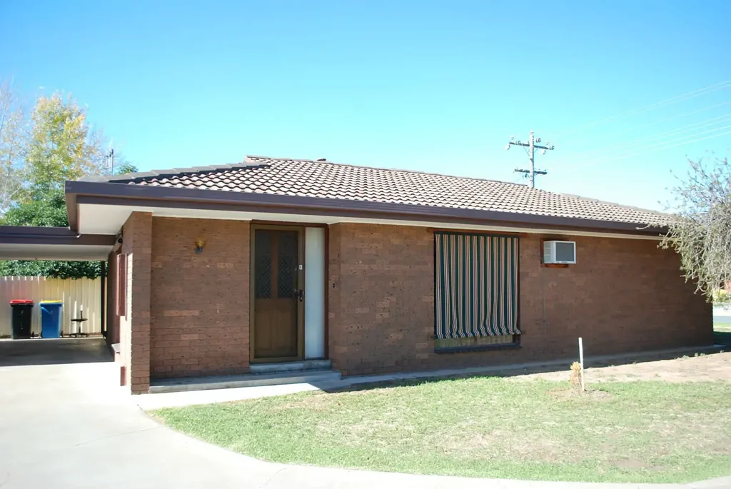Large Central 2BR Unit