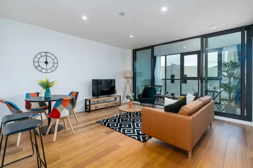 Braddon 2 Bedroom Inner-City Living with Space
