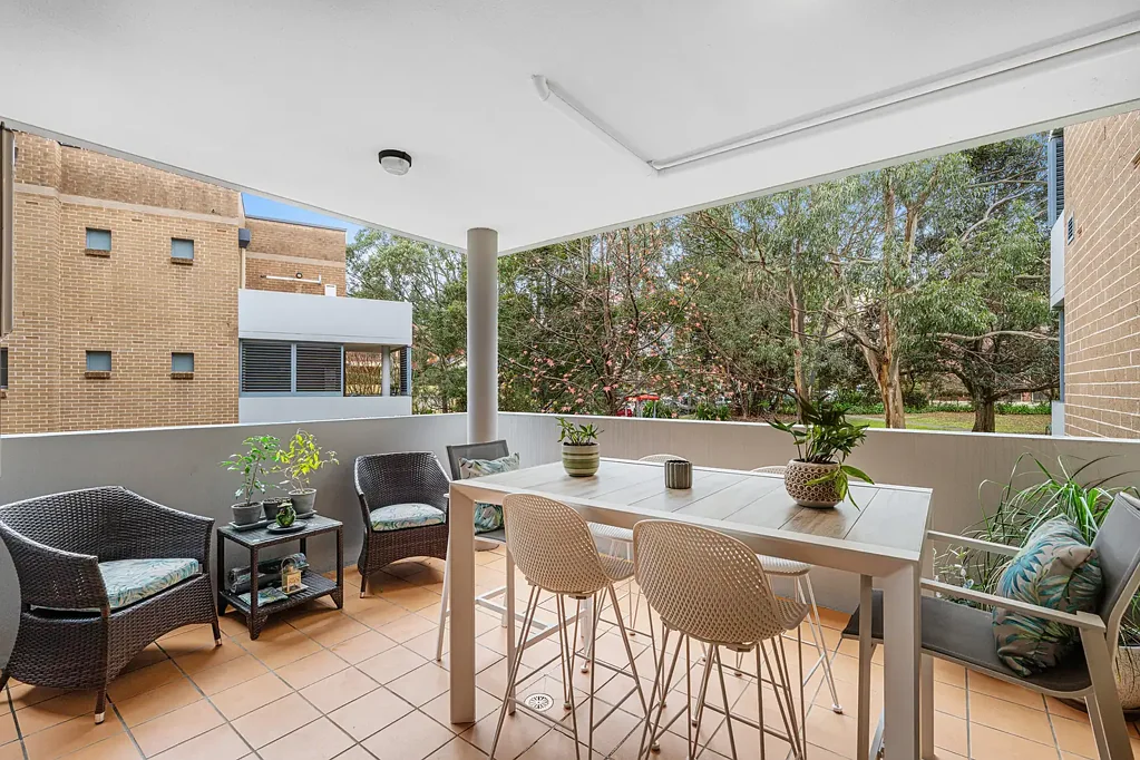 Modern & Spacious Living with Lift Access