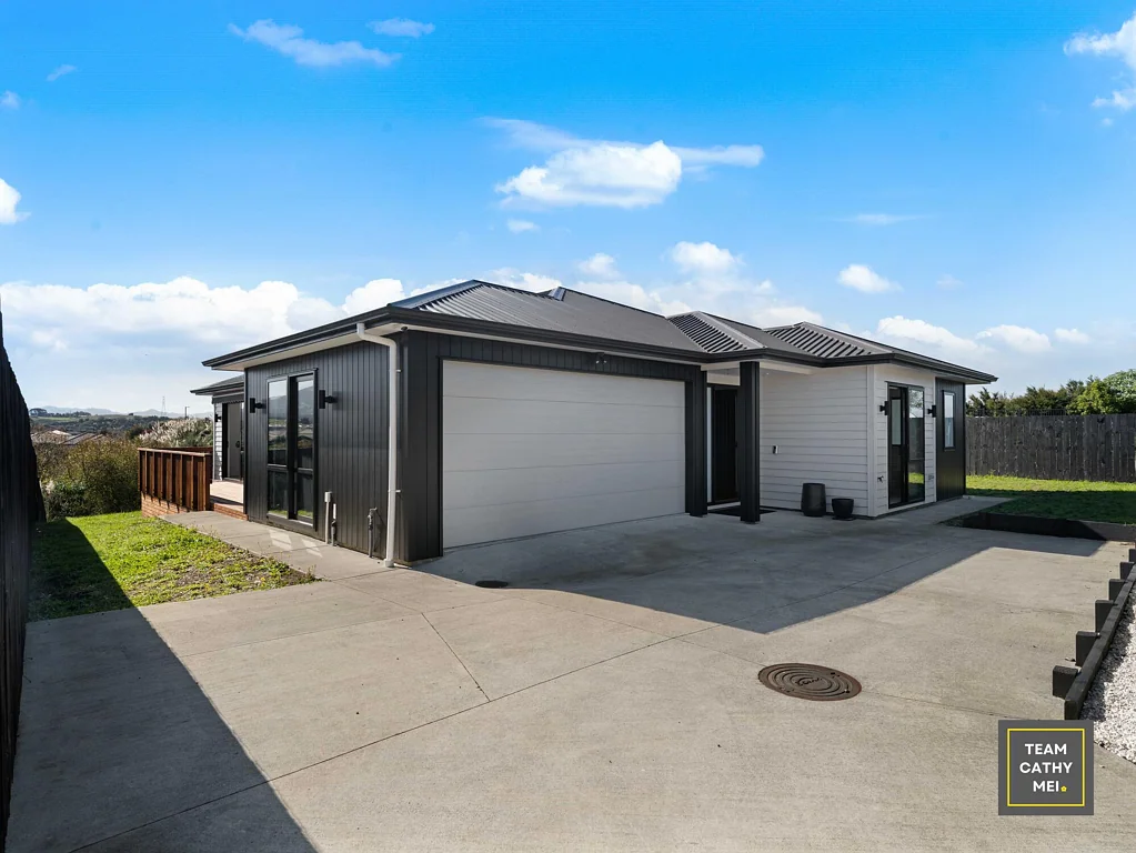 Pokeno 4 Slaapkamer Single Level Stunner With 2 Master Ensuites!