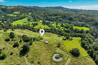 West Woombye 3Zimmer Lifestyle Acreage: Private and Useable, Blank Canvas!