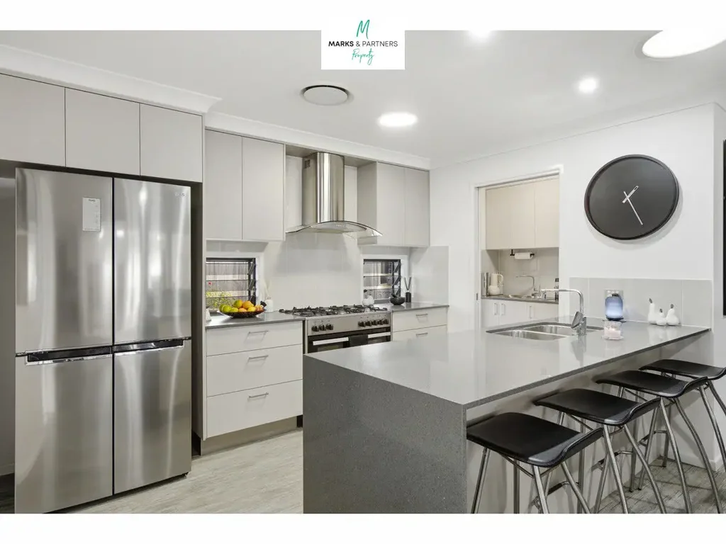 Booral 4कमरा Contemporary Oasis on Low Maintenance Grounds