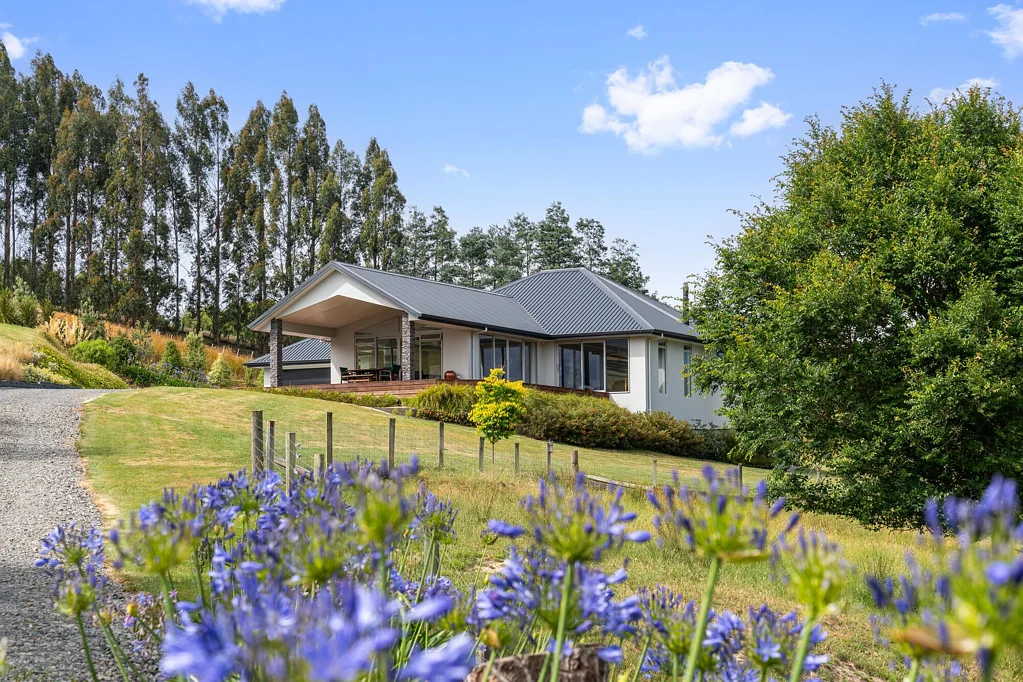Masterton 4غرفة نوم Live the Dream, Love the Location - BEO $1,249,000
