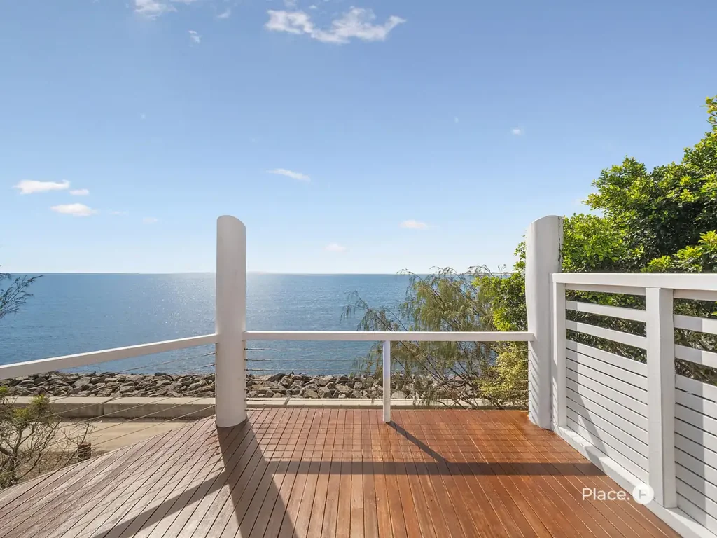 129 Biggs Avenue, Beachmere, QLD 4510