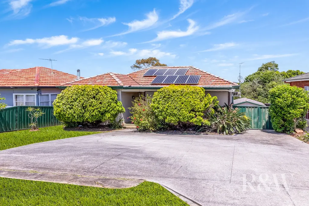 7 Colonial Street, Campbelltown, NSW 2560