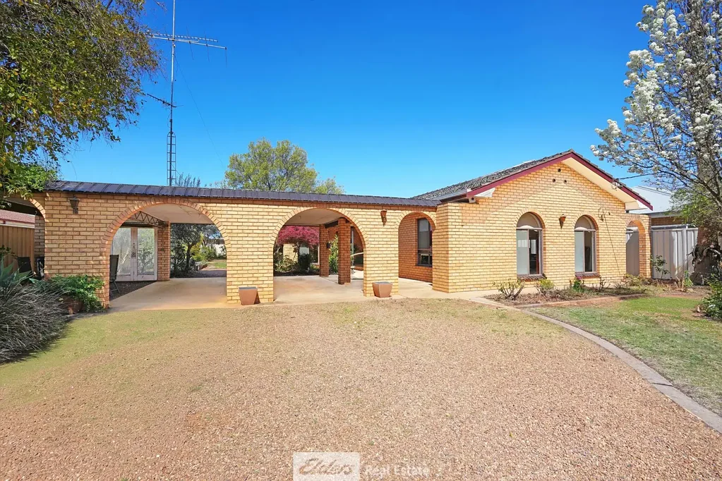 Griffith 3ਬੈੱਡਰੂਮ Solid Family Home in Central Location