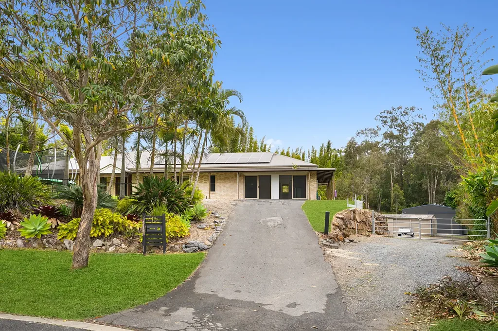 Maudsland 6 Bedroom Expansive Family Residence with Pool, Dual Sheds and Multiple Living Zones!