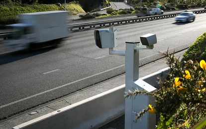 增加上百个测速相机以减少道路事故？专家：不切实际