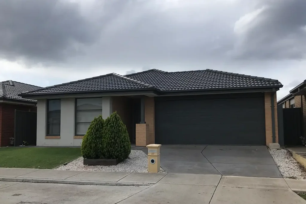 MODERN LIVING AT ITS FINEST - FRESHLY PAINTED