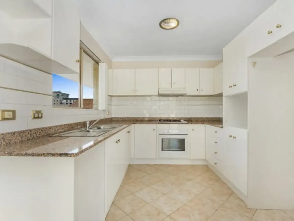 Ultra-Convenient Living- 2 bedroom apartment
