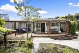 6 Onedin Place, Titirangi