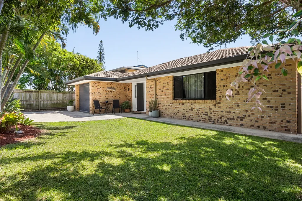 1109 David Low Way, Marcoola, QLD 4564