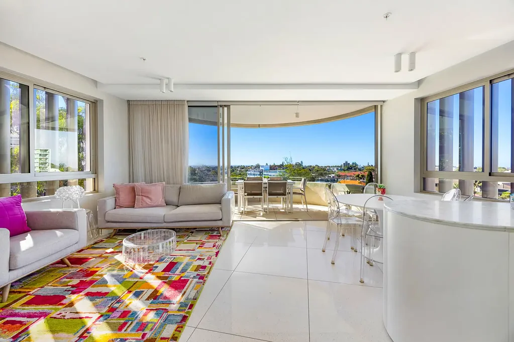 Bondi Junction 2Zimmer Architectural Elegance Meets Coastal Convenience in Boutique Bondi Junction Address
