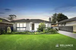 37 Strathmore Crescent, Hoppers Crossing