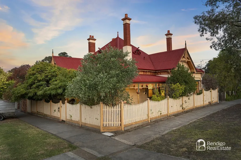 Quarry Hill 4房  An Edwardian home with original features in a prime Quarry Hill location