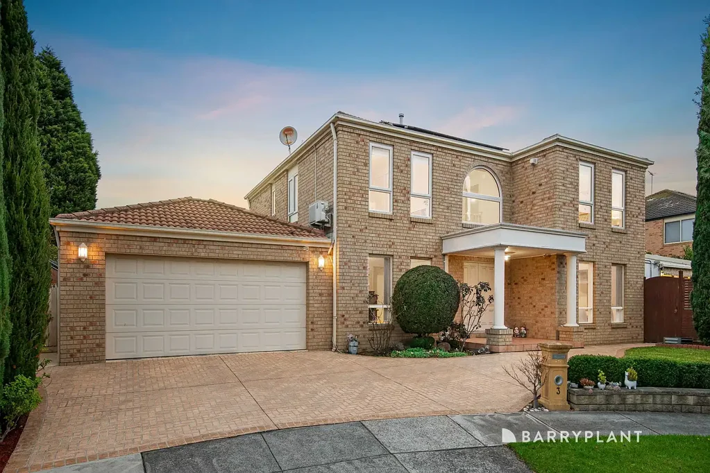 Wantirna South 5 Slaapkamer Sophisticated Family Luxury in a Premium Court Location