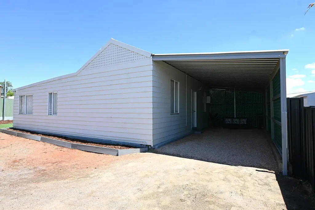 Fully Furnished - 3 Bedroom Home