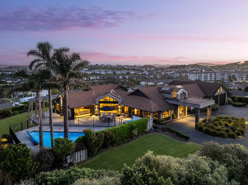 Orewa 5બેડરૂમ Once in a lifetime opportunity