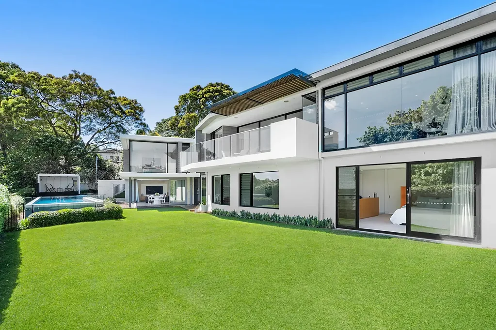 Mosman 5ਬੈੱਡਰੂਮ Architectural Sanctuary on North Level Land with Harbour Views