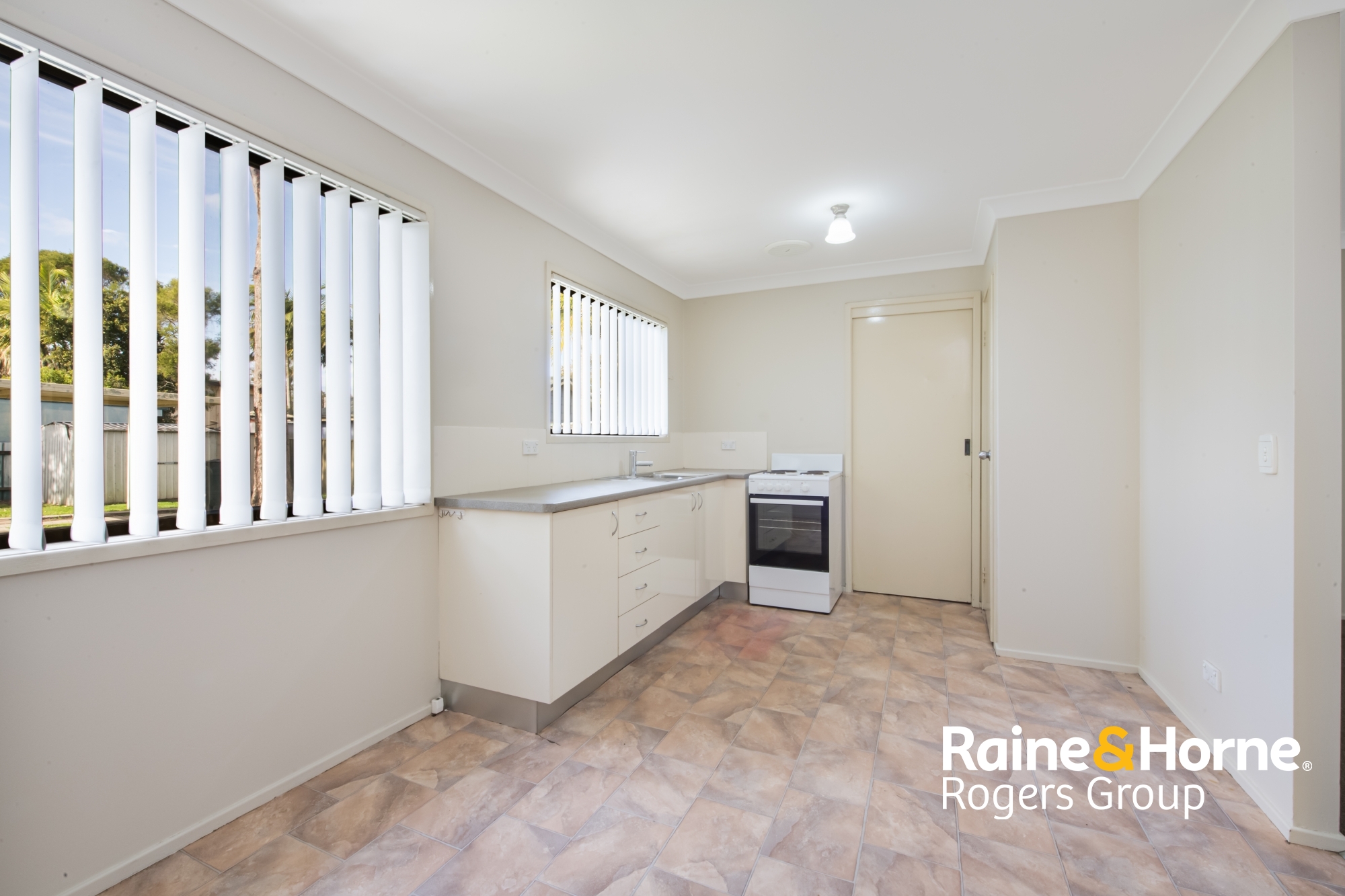 27 ILUKA AV, SAN REMO NSW 2262, 0 રૂમ, 0 બાથરૂમ, House