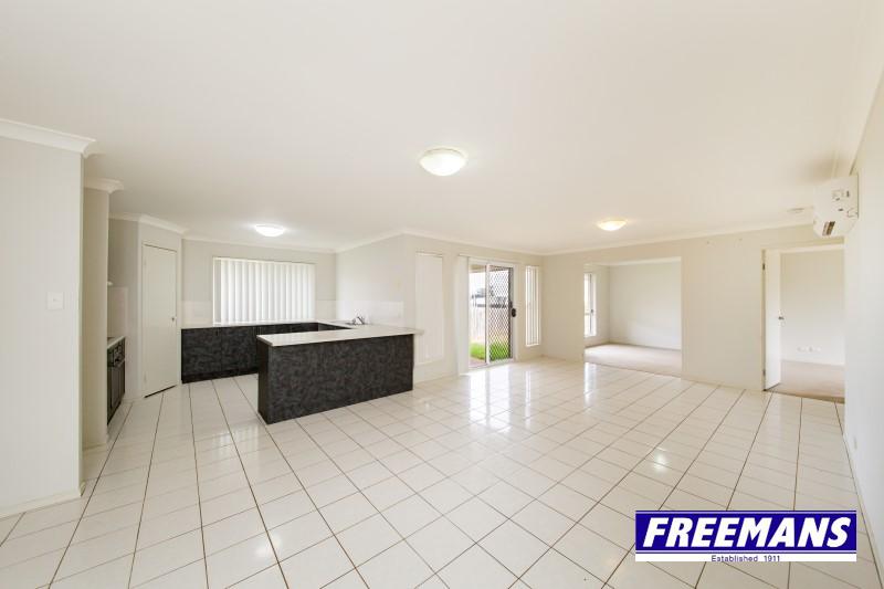 52 BUCKINGHAM ST, KINGAROY QLD 4610, 0 ห้องนอน, 0 ห้องน้ำ, House