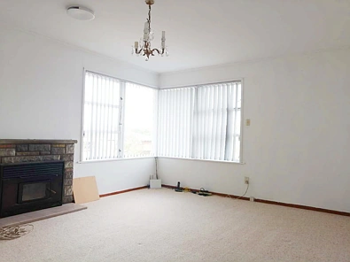 Newly renovated 3 bedrooms and 1 bathroom with great settings in Glendene.