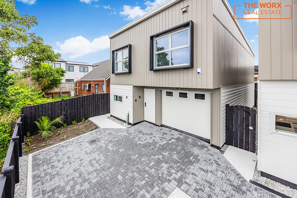 Manurewa 4Moenga Brand New, Spacious & Convenient