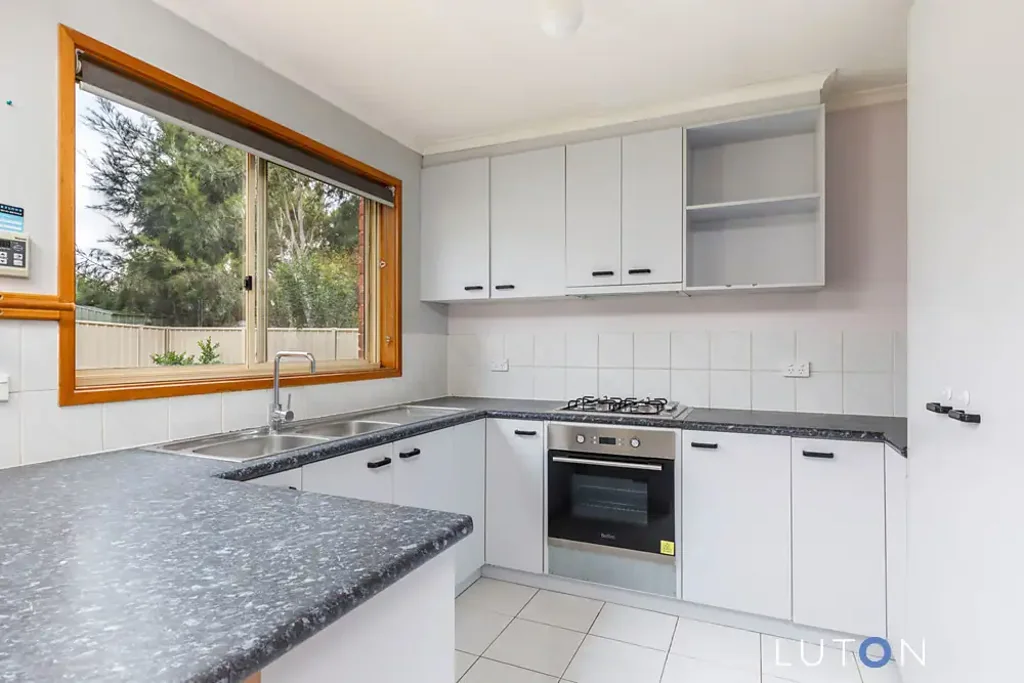 Spacious Three-Bedroom Family Home in a Quiet Cul-de-Sac