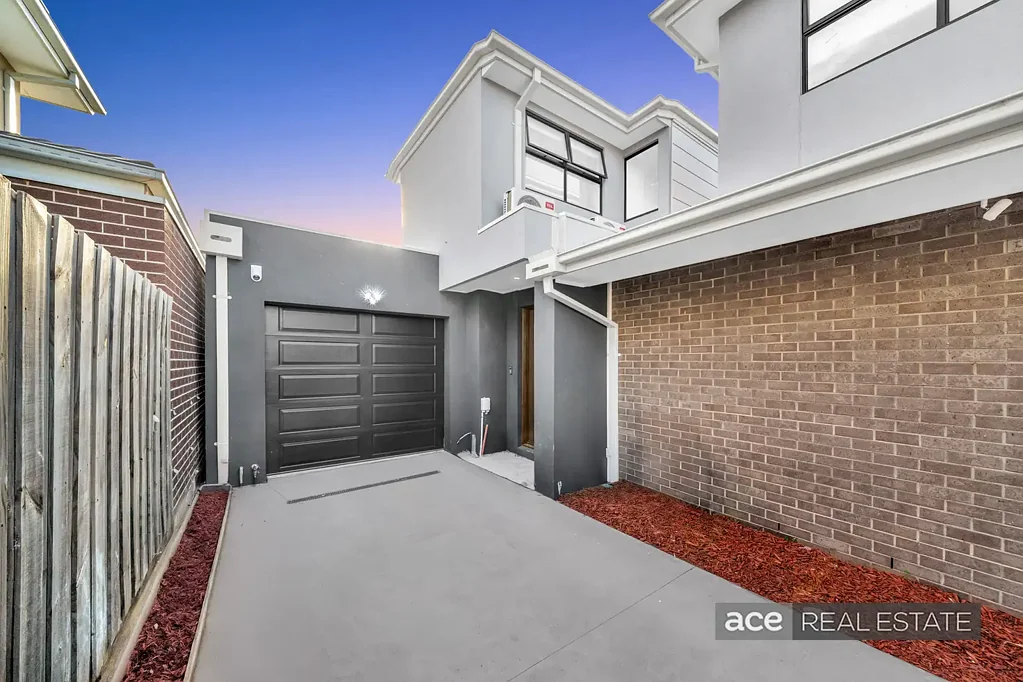 3/2 Cobby Street, Laverton, VIC 3028