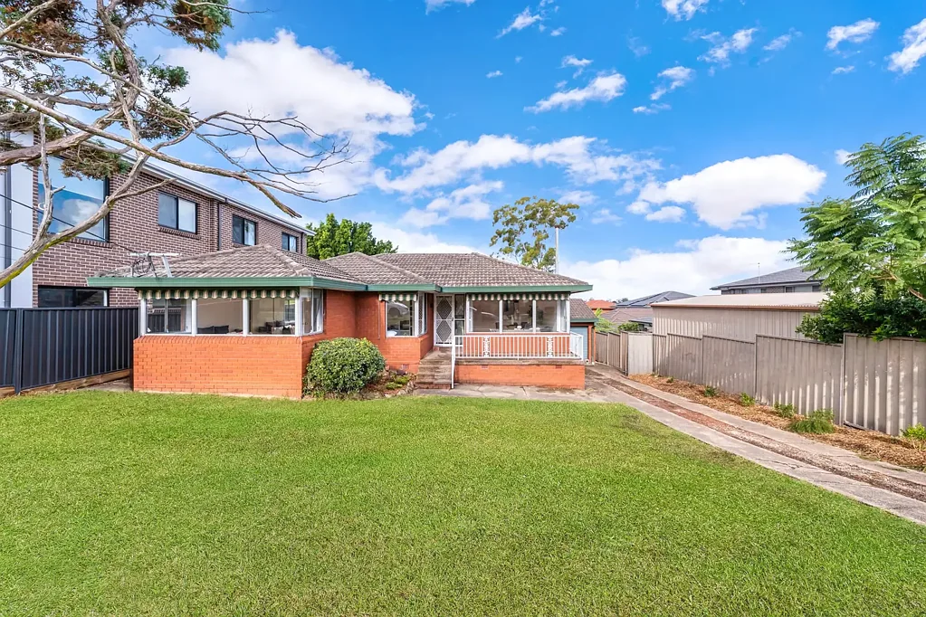 28 Lyle Street, Girraween, NSW 2145